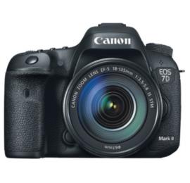 دوربین-دیجیتال-کانن-Canon-EOS-7D-Mark-II-with-18-135mm-IS-STM